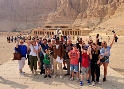 Tagesausflug mit dem Bus nach Luxor – Karnak & Tal der Könige