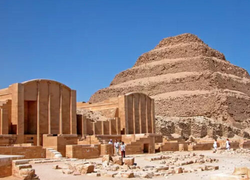 Ab Kairo: Privater Tagesausflug zu den Pyramiden von Gizeh, Sakkara und Memphis