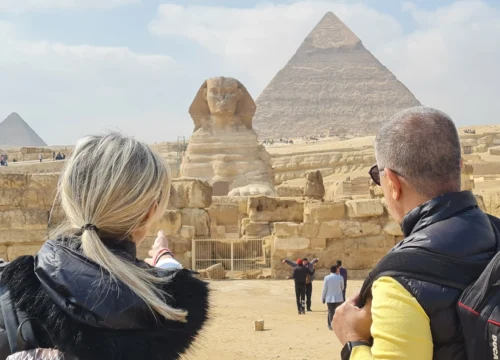 Ab Kairo: Ganztagesausflug in Kleingruppe – Pyramiden von Gizeh & Ägyptisches Museum